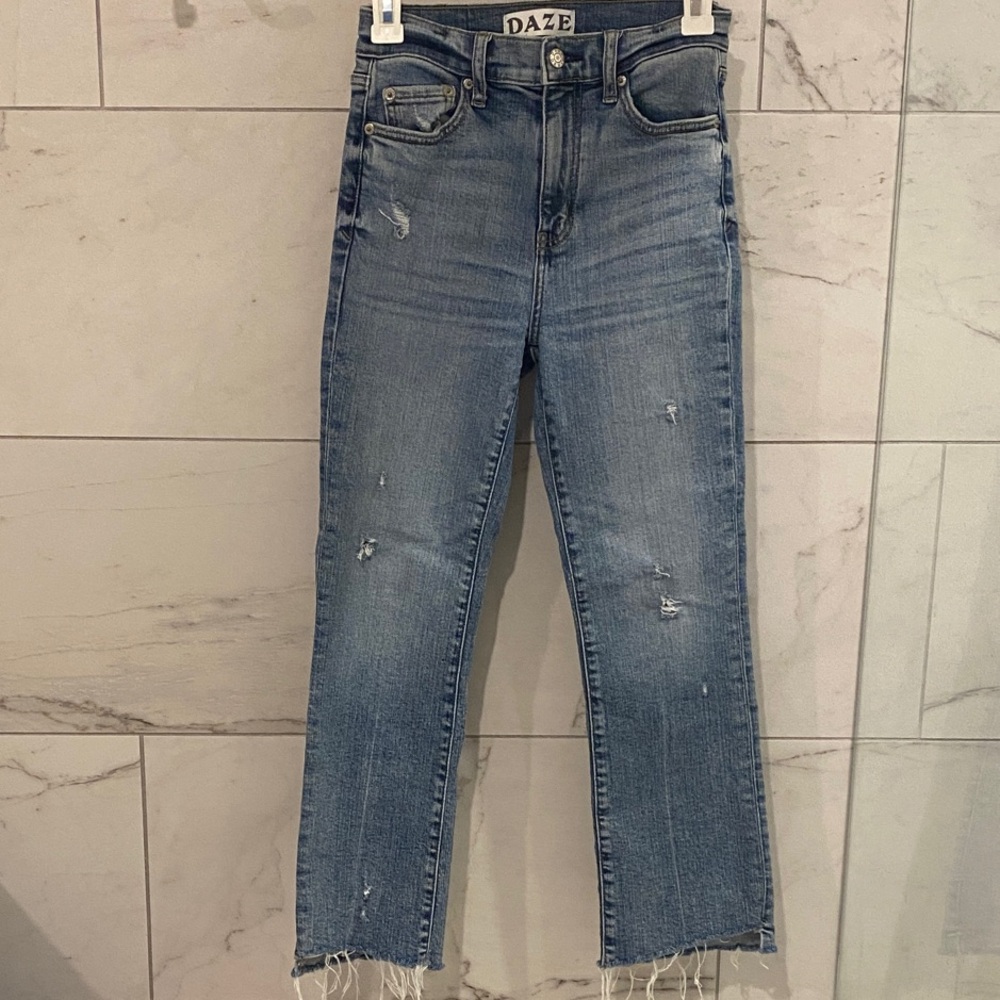 Daze Women's Distressed Straight Leg Denim Jeans